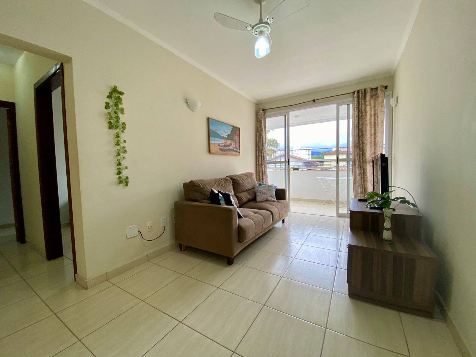 #340 - Apartamento para Locação em Ubatuba - SP