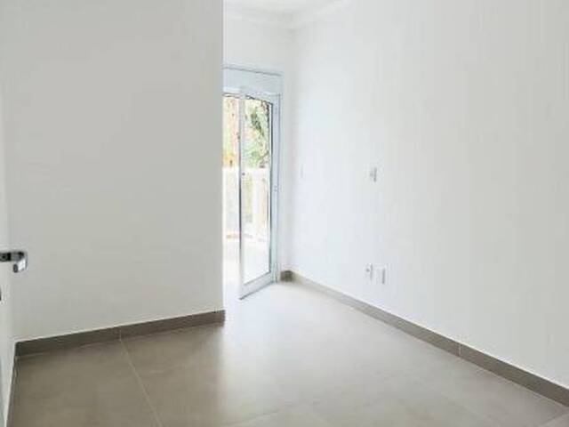 Apartamento para Venda em Ubatuba - 2