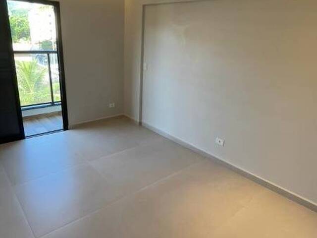 #334 - Apartamento para Venda em Ubatuba - SP - 2
