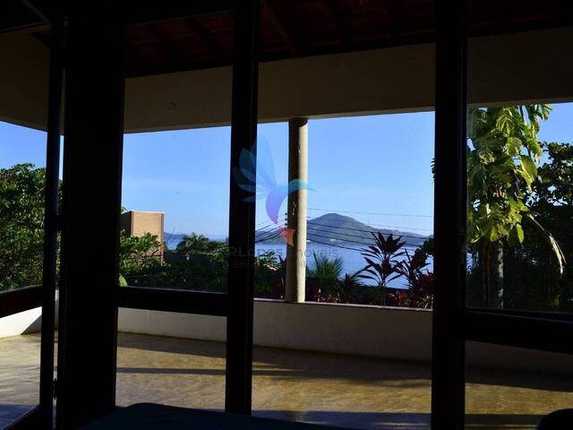 #5032 - Casa para Venda em Ubatuba - SP - 2
