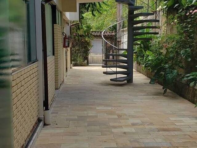 Apartamento para Venda em Ubatuba - 2