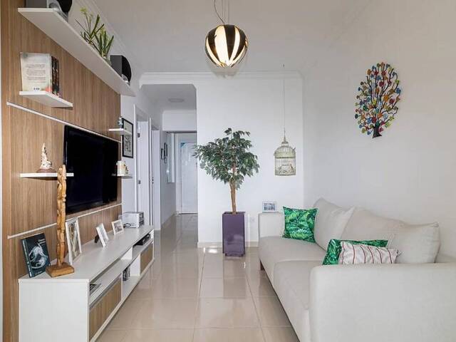 Apartamento para Venda em Ubatuba - 2