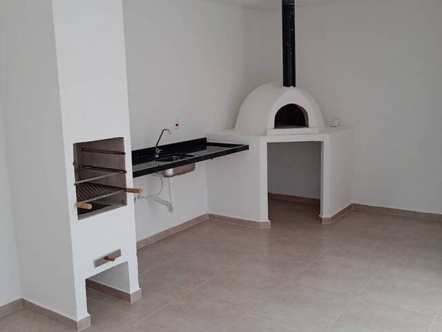 Apartamento para Venda em Ubatuba - 2