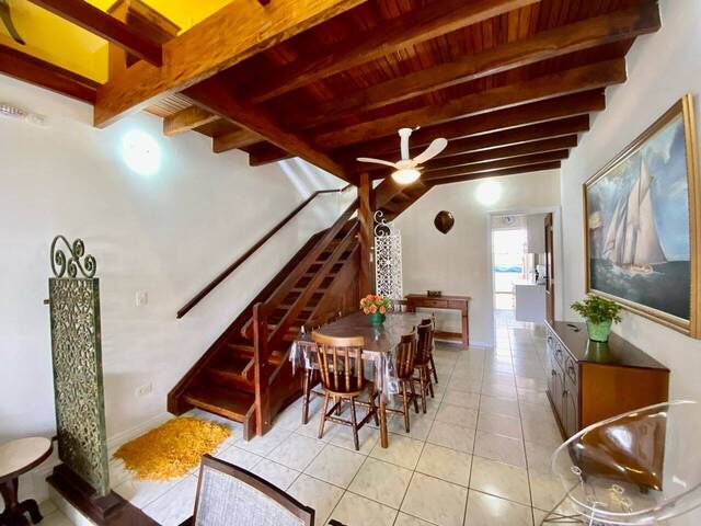 Sobrado para Venda em Ubatuba - 4