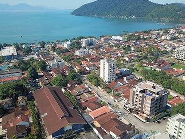 Apartamento para Venda em Ubatuba - 2