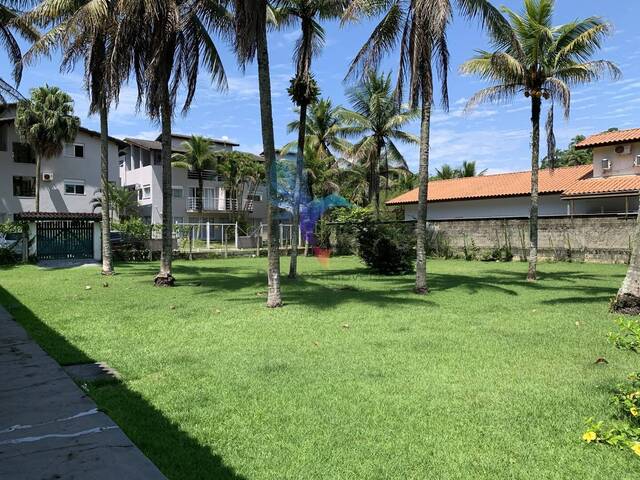 #5017 - Casa para Venda em Ubatuba - SP - 2