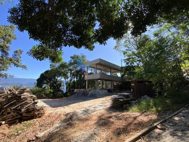 Sobrado para Venda em Ubatuba - 3