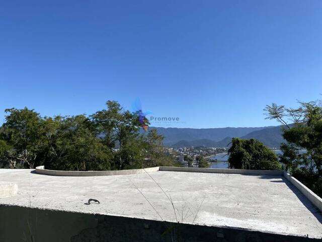 Sobrado para Venda em Ubatuba - 5