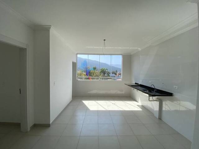Apartamento para Venda em Ubatuba - 5